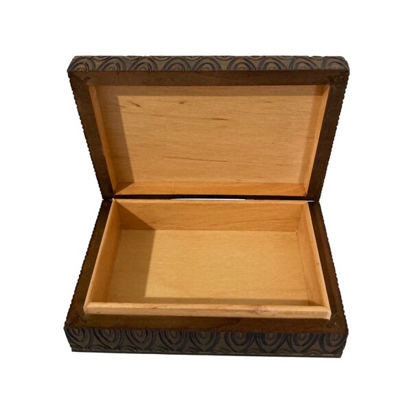 Hand Carved Wooden Trinket Box With Geometric And Heart Pattern - Picture 7 of 10
